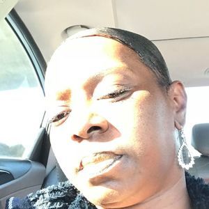 Meet your Posher, Carolyn